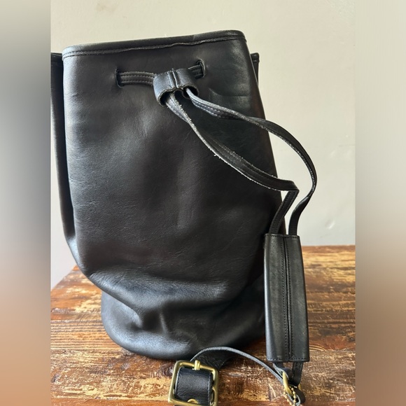 Vintage 🇺🇸Coach Handbag in black - Picture 7 of 14